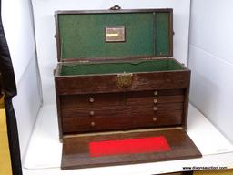 (R2) VINTAGE MACHINISTS CHEST; VINTAGE OAK 6 DRAWER MACHINIST CHEST- 20 IN X 8.5 IN X 12 IN