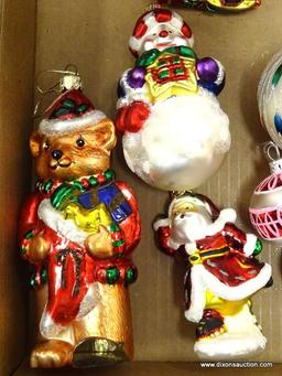 (BR) TRAY LOT OF GLASS ORNAMENTS; 11 PIECE LOT OF GLASS ORNAMENTS TO INCLUDE A LARGE SANTA, SANTA