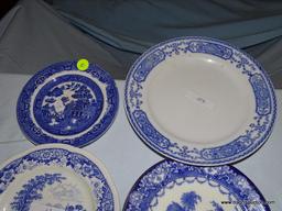 (LR) LOT OF ASSORTED BLUE AND WHITE CHINA PLATES; 6 PIECE LOT OF BLUE AND WHITE PORCELAIN PLATES TO