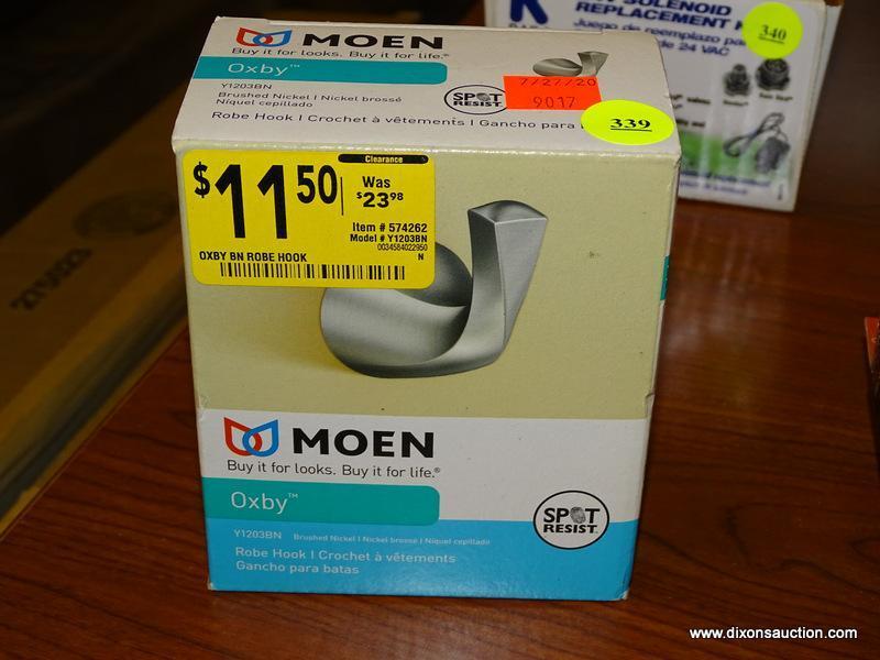 (R1) MOEN OXBY ROBE HOOK - BRUSHED NICKEL.