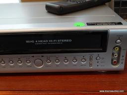 SLYVANIA VIDEO CASSETTE REOCRODER & DVD/CD PLAYER. MODEL NO. DVC850C.