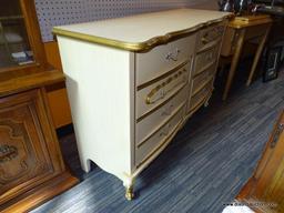 (WALL) FRENCH PROVINCIAL DRESSER; CREAM PAINTED, 6-DRAWER DRESSER WITH BRONZE HANDLES, GOLD TONE