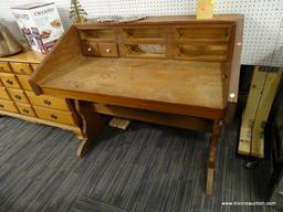 (R1) VINTAGE WRITER'S DESK; OAK WRITER'S DESK WITH 6 DESK TOP SLOTS FOR DRAWERS (MISSING 5) AND 2