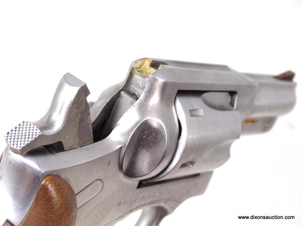 RUGER SPEED SIX .357 MAGNUM CAL SNUB-NOSE REVOLVER. SERIAL # 159-71415. COMES WITH A BLACK LEATHER