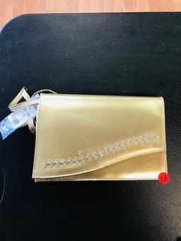 GOLDEN COLOR CLUTCH/PURSE