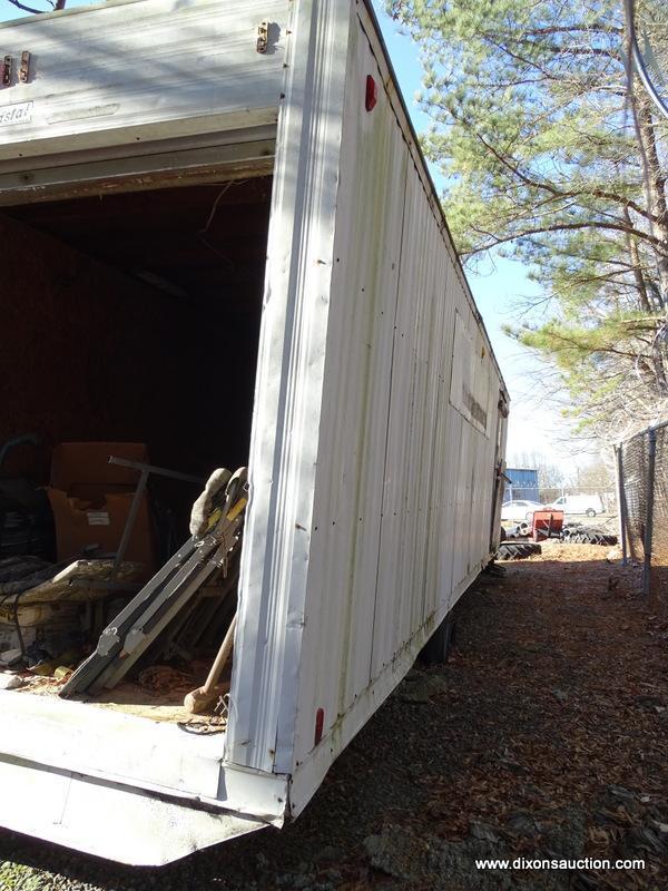 WHITE CONTRACTOR OFFICE TRAILER. RUSTED, NEEDS TIRES. PLEASE SEE PICTURES FOR CONDITION. COME