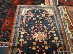 IRAN HAMADAN RUG. MEASURES 3'8" X 6'9"