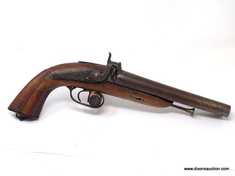 ANTIQUE BLACK POWDER DOUBLE PERCUSSION PISTOL. NICE ENGRAVED DETAIL. NO MAKER MARK.