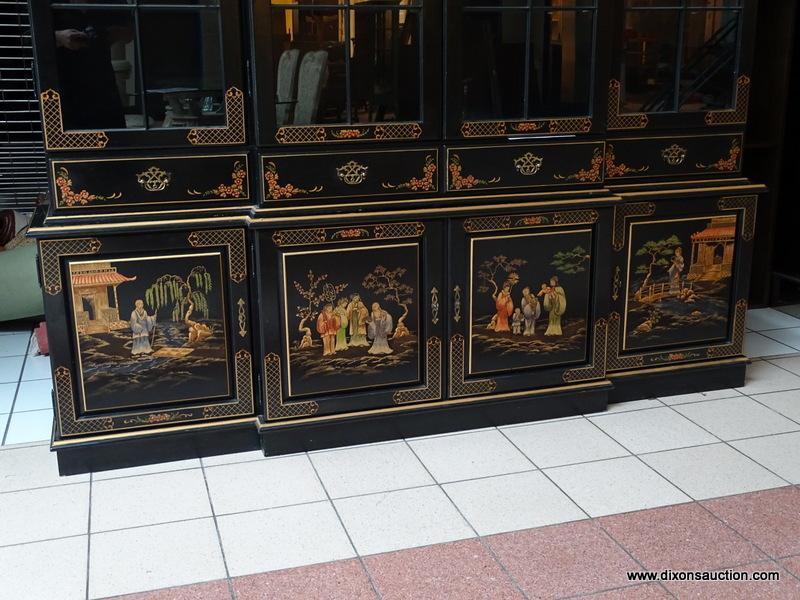 CHINOISERIE JAPAN BLACK LACQUER LIGHTED CHINA CABINET BREAKFRONT WITH 4 UPPER DOORS THAT OPEN TO