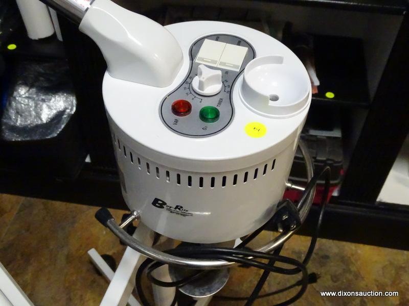 BUY RITE 2 IN 1 STEAMER & MAGLIGHT COMBO. MODEL #MEI-200A.