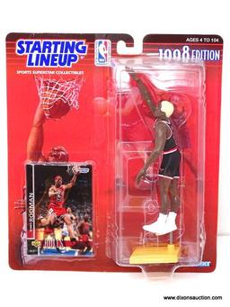 STARTING LINEUP NBA "DENNIS RODMAN" (1998) COLLECTIBLE FIGURE IN BLISTER PACKAGE. ITEM IS SOLD AS IS