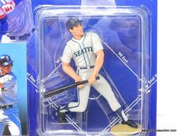 "STARTING LINEUP" 1998 EDITION SPORTS SUPERSTAR COLLECTIBLES, ACTION FIGURE OF ALEX RODRIGUEZ