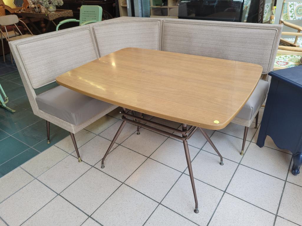 VINTAGE - RETRO 1950'S (DERMALUX?) FORMICA TABLE WITH CORNER BENCH AND 2 CHAIRS (NOT PICTURED) SEATS