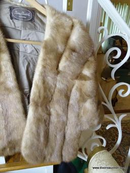 (FOYER) MINK STOLE BY BERRY BURK, ITEM IS SOLD AS IS WHERE IS WITH NO GUARANTEES OR WARRANTY. NO