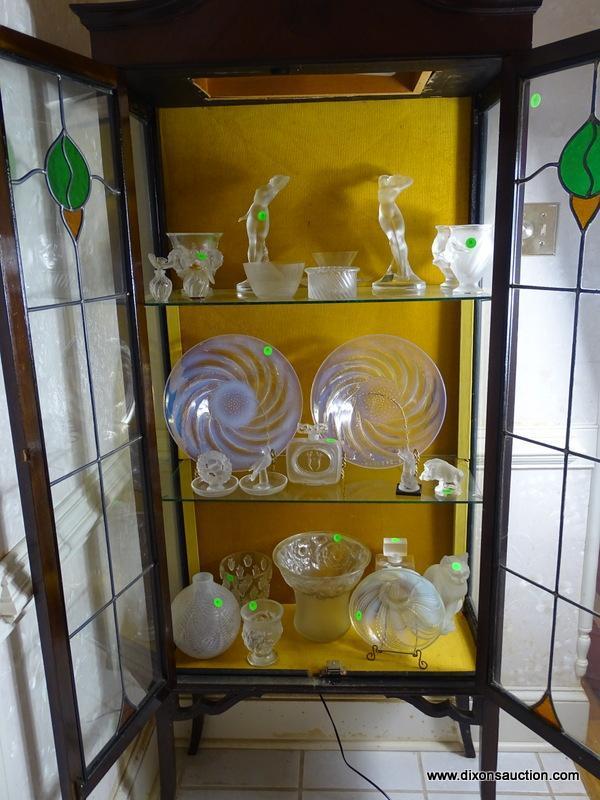(FOYER HALL) ANTIQUE MAHOGANY DISPLAY CABINET WITH STAINED GLASS DOORS AND GLASS SHELVES-30 IN X 12