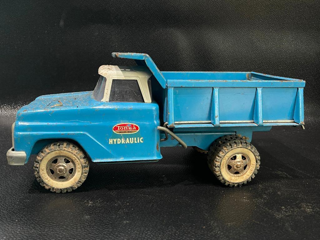 1965 TONKA PRESSED STEEL BLUE HYDRAULIC DUMP TRUCK MOUND MINNESOTA