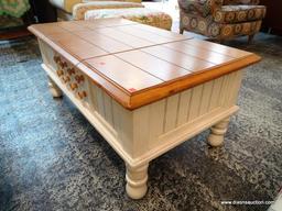 (R1) OAK AND WHITE PAINTED SINGLE DRAWER AND DOUBLE LIFT TOP COFFEE TABLE WITH INTERIOR STORAGE.