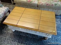 (R1) OAK AND WHITE PAINTED SINGLE DRAWER AND DOUBLE LIFT TOP COFFEE TABLE WITH INTERIOR STORAGE.