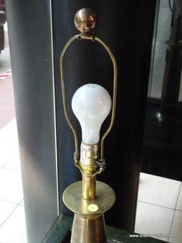 (R1) BRASS LAMP WITH HARP AND BRASS SPHERICAL FINIAL. ITEM IS SOLD AS IS WHERE IS WITH NO WARRANTY