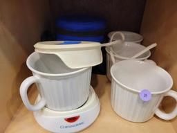 CORNINGWARE LUNCH TO GO MUG WARMER WITH TRAVEL CASE AND 4 MUGS