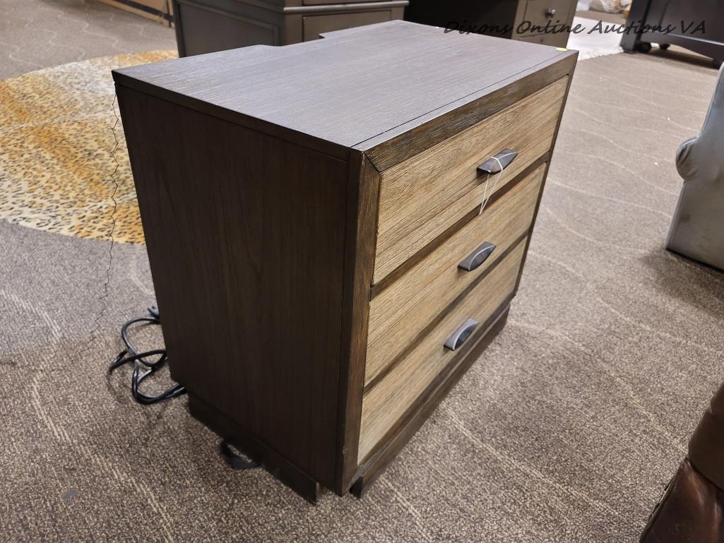 (R1) ASPENHOME 2 DRAWER NIGHTSTAND I205-450. THE CLASSIC WESTLAKE COLLECTION OFFERS HEIRLOOM QUALITY