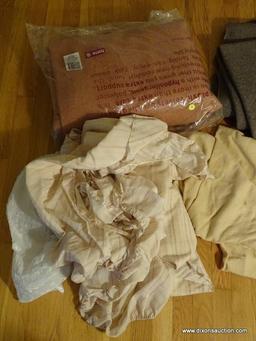 (LR) LOT OF BLANKETS, ITEM IS SOLD AS IS WHERE IS WITH NO GUARANTEES OR WARRANTY. NO REFUNDS OR