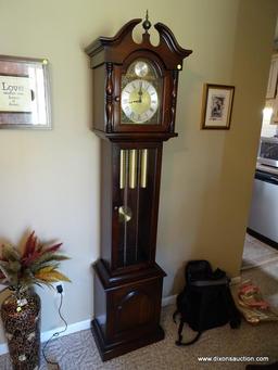 (FR) TEMPUS-FUGIT WOODEN CASED GRANDFATHER CLOCK. INCLUDES WEIGHTS & PENDULUM. IN GOOD WORKING