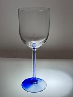 (3C) SIX CRYSTAL STEM WINE GLASSES WITH COBALT BLUE PEDESTALS. REPLACEMENTS NO. UNK 14801 BY UNKNOWN