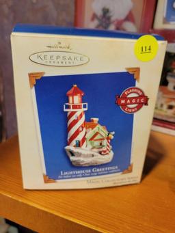 HALLMARK 2003 LIGHTHOUSE GREETINGS KEEPSAKE ORNAMENT - 7TH IN MAGIC COLLECTOR'S SERIES