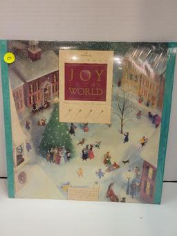 HALLMARK PRESENTS "JOY TO THE WORLD - THE MAGIC OF CHRISTMAS" - 1988 LP RECORD IN SLEEVE