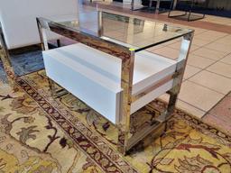 (LR) THE STRADA MODERN SIDE TABLE WHITE IS IDEAL TO BE USED ALONGSIDE PLATFORM BEDS BECAUSE IS