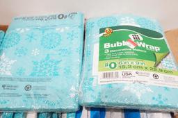 (11K) NEW SELF SEALING BUBBLED LINED DVD MAILERS (12 PACKS); DUCK BRAND BUBBLE WRAP DECORATIVE