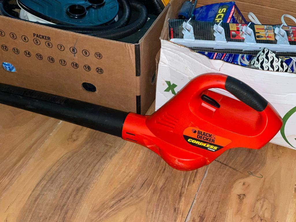 (I2L) FIVE BOXES OF GARAGE AND WORKSHOP CONTENTS INCLUDING BLACK AND DECKER LEAF BLOWER (UNTESTED),