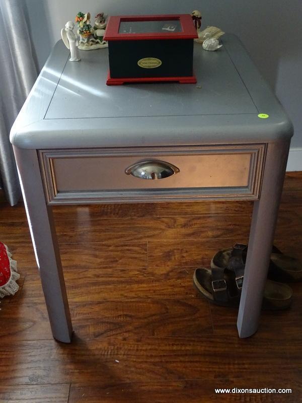 PAIR OF THOMASVILLE ONE DRAWER END TABLES PAINTED SILVER. 23 INCHES TALL AND 25 DEEP AND 21 INCHES