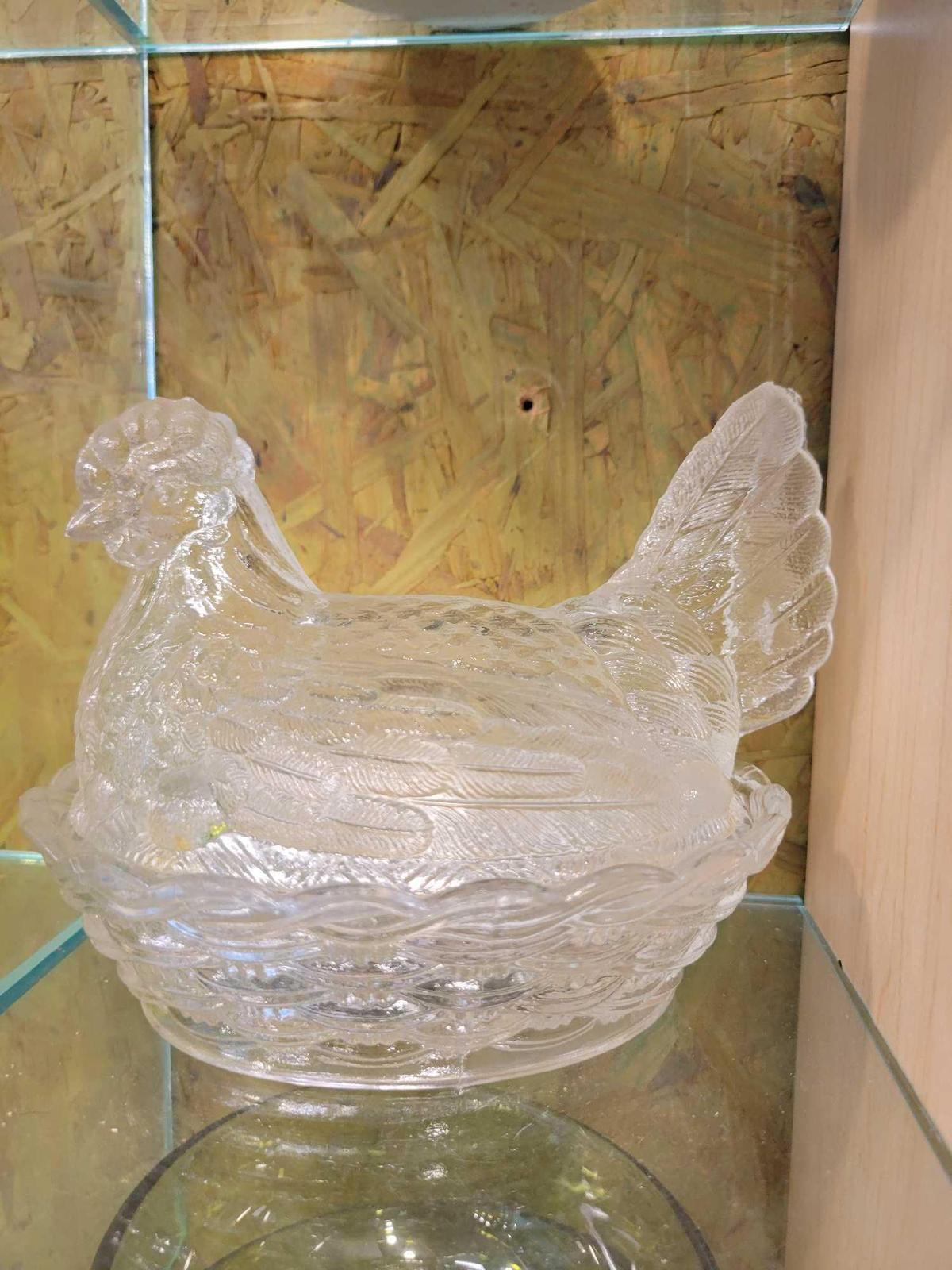 VINTGAGE L.E. SMITH(?) SITTING HEN CANDY DISH