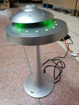 Levitating table lamp ufo speaker. silver, Speaker works however the base is loose causing the ufo