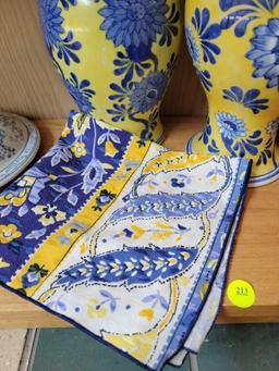 YELLOW AND BLUE POTTERY LOT