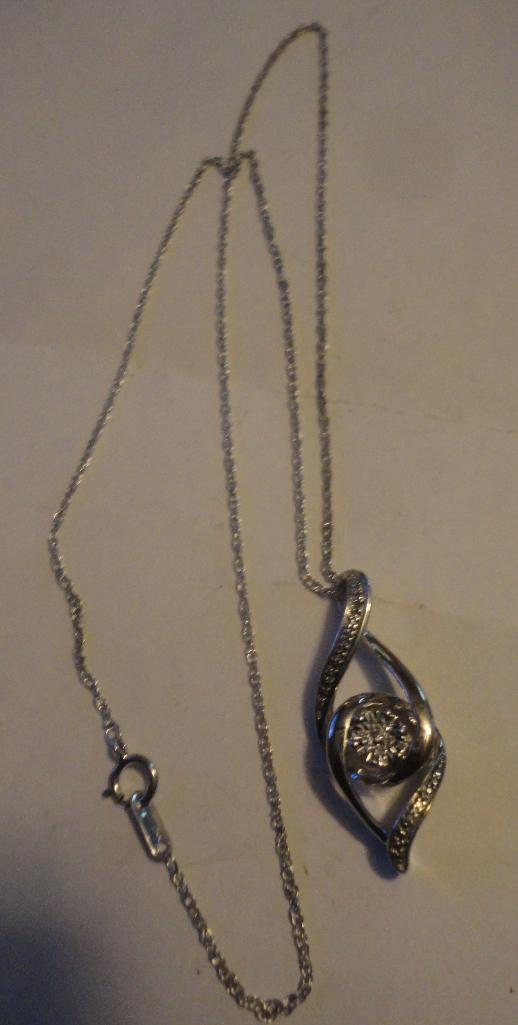 925 SILVER NECKLACE WITH 925 CHARM ALL ITEMS ARE SOLD AS IS, WHERE IS, WITH NO GUARANTEE OR