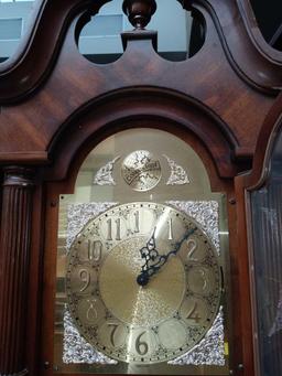 MODERN MAHOGANY FINISHED TEMPUS FUGIT GRANDFATHER CLOCK MEASUREMENTS ARE APPROXIMATELY 18 1/2 IN X