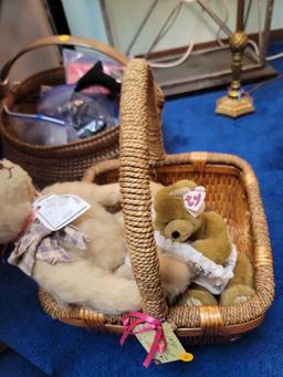 (RM1) LARGE WICKER BASKET WITH WRAPPED HANDLE AND SIDES. ALSO INCLUDES A HANDMADE SIGNED TEDDY BEAR,