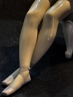 LLADRO CLASSIC DANCE SITTING FIGURINE. NUMBER 4847. IS SOLD AS IS WHERE IS WITH NO GUARANTEES OR