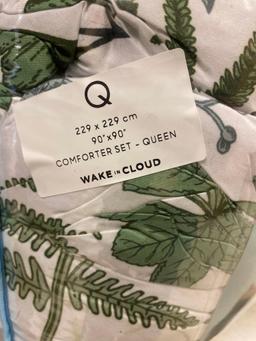 Wake In Cloud - Leaves Comforter Set, Green Plant Botanical Tree Leaf Pattern Printed on White, Soft