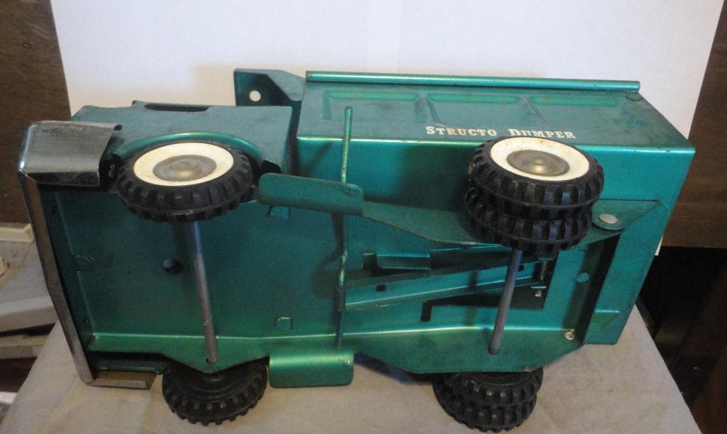STRUCTO DUMPER USA GREEN TRUCK ALL ITEMS ARE SOLD AS IS, WHERE IS, WITH NO GUARANTEE OR WARRANTY. NO