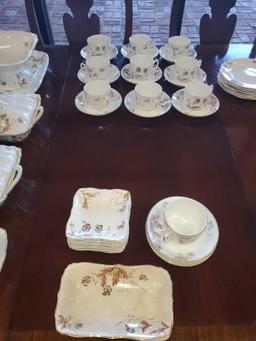 SET OF VINTAGE ROYAL JOHN MADDOCK ENGLAND FLORAL DISH SET, FLORAL APPROX 85 PCS TOTAL, WHITE WITH