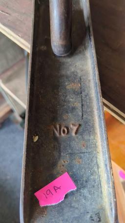 STANLEY BAILEY NUMBER 7 JOINTER PLANE, HAS SOME RUSTING AND AGING MEASURES APPROXIMATELY 22 IN X 3