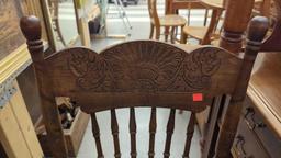 EARLY STYLE WOODEN PRESS BACK DINING CHAIR WITH A PRESS BOTTOM, BOTTOM HAS NAIL HEAD TRIM AROUND