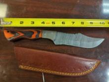 HANDMADE DAMASCUS BOWIE KNIFE WITH MULTI COLORED HANDLE. BLADE MEASURES 6". COMES WITH LEATHER