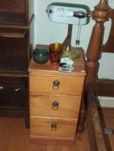 (BR2) LOT TO INCLUDE A WOODEN THREE DRAWER STORAGE CHEST WITH LION HEAD PULLS, A BRASS AND GREEN