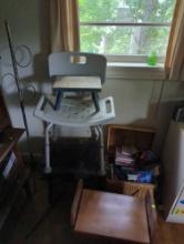 (BR3) CORNER LOT OF ASSORTED ITEMS TO INCLUDE: WOODEN STORAGE BENCH, SMALL BLUE WOODEN FOOT STOOL,
