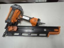 RIDGID Pneumatic 21-Degree 3-1/2 in. Round Head Framing Nailer. Comes as is shown in photos. Appears
